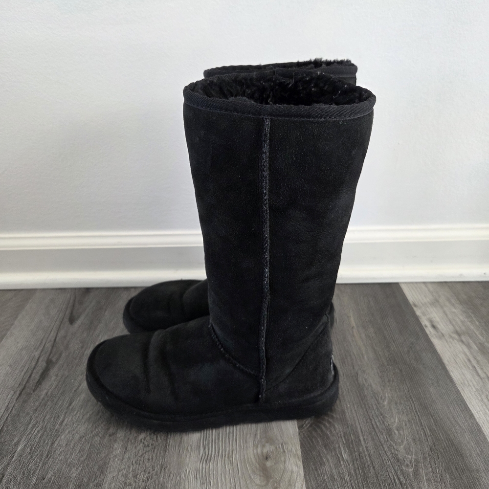 UGG Women's Black Classic Tall Suede Boots Sz. 7